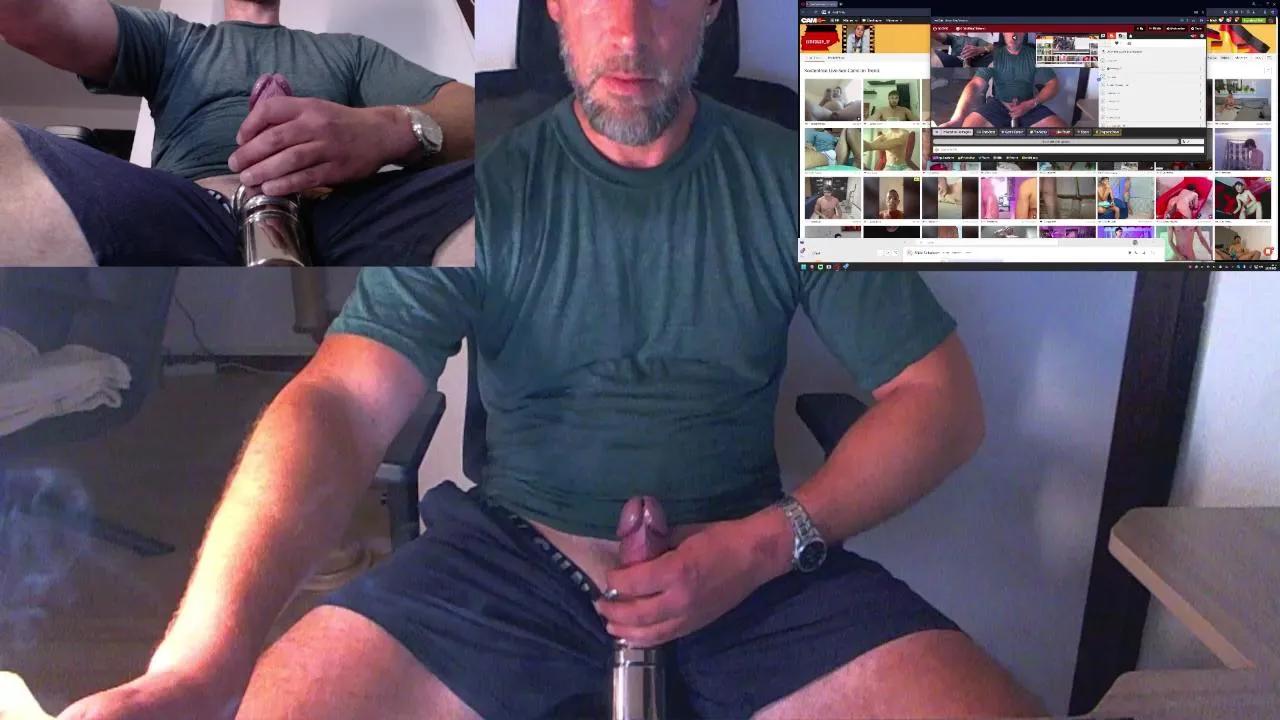Reeper84 on Cam4 