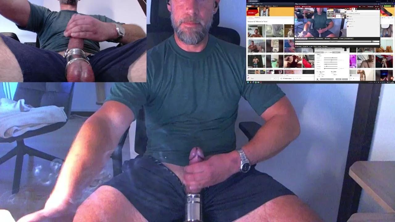 Reeper84 on Cam4 