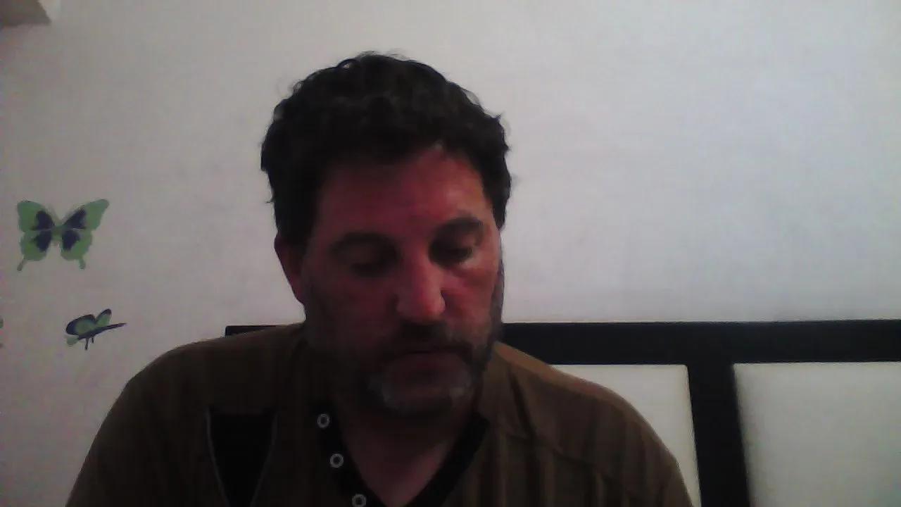 Offline Reload_33 on Cam4