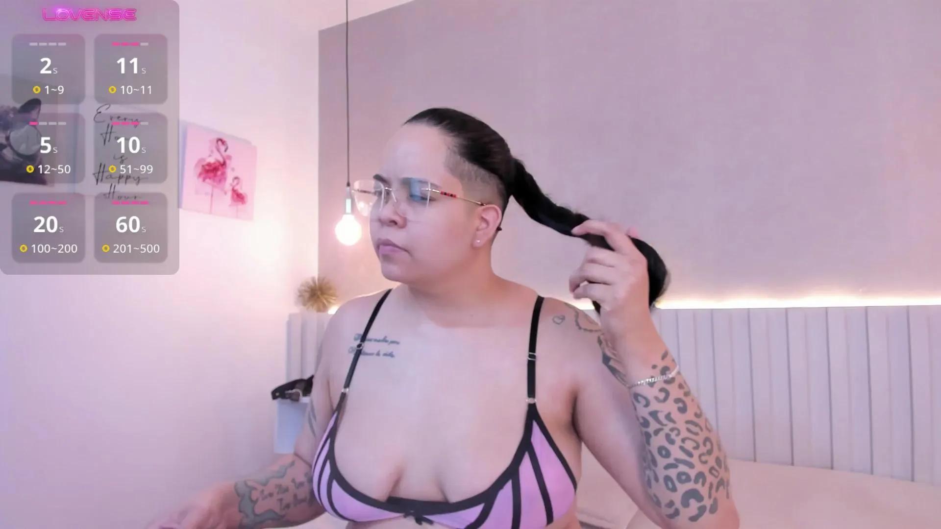 saraandelliee on Cam4 