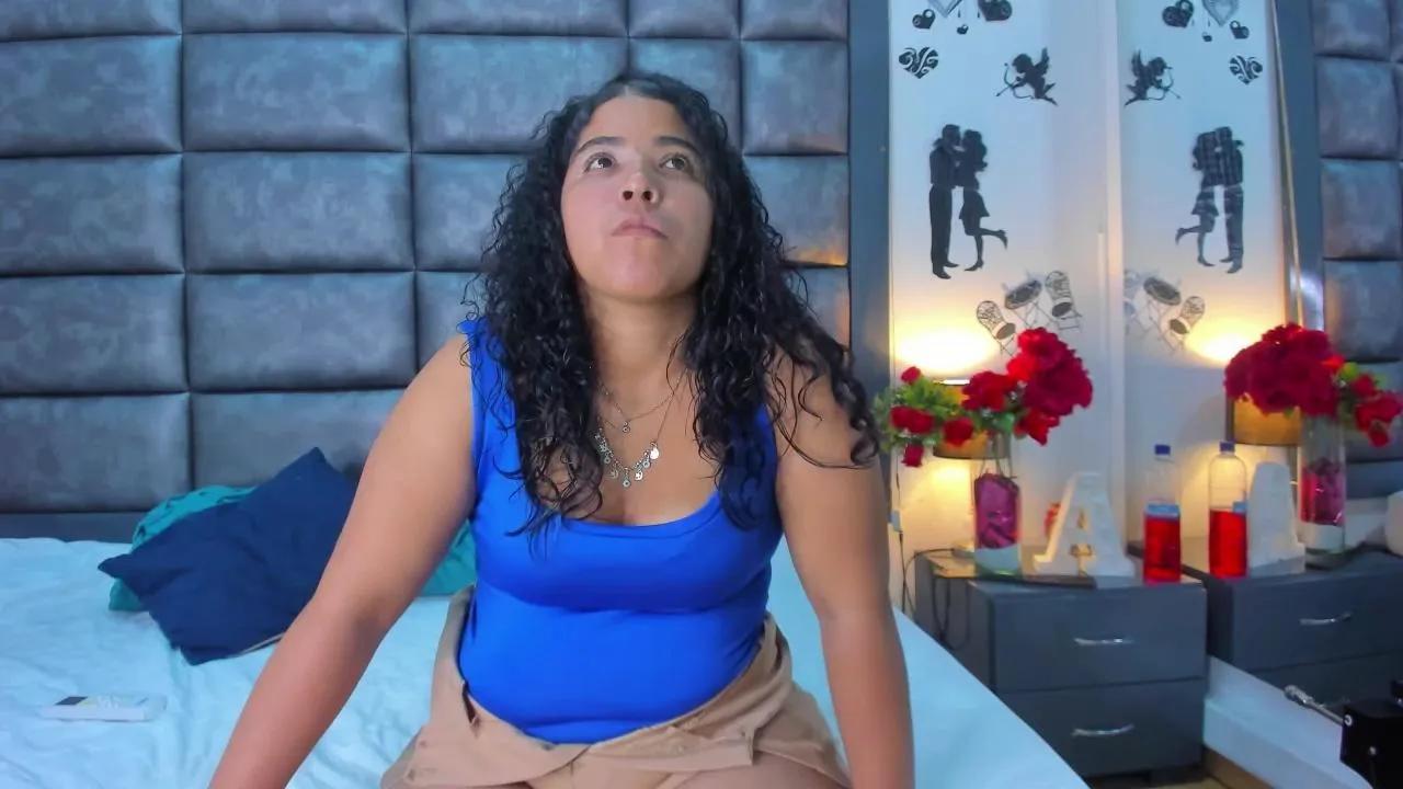 Offline Sasha_Picot18 on Cam4