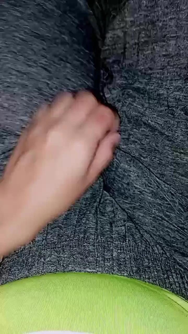 Offline Scarlett_pee on Cam4