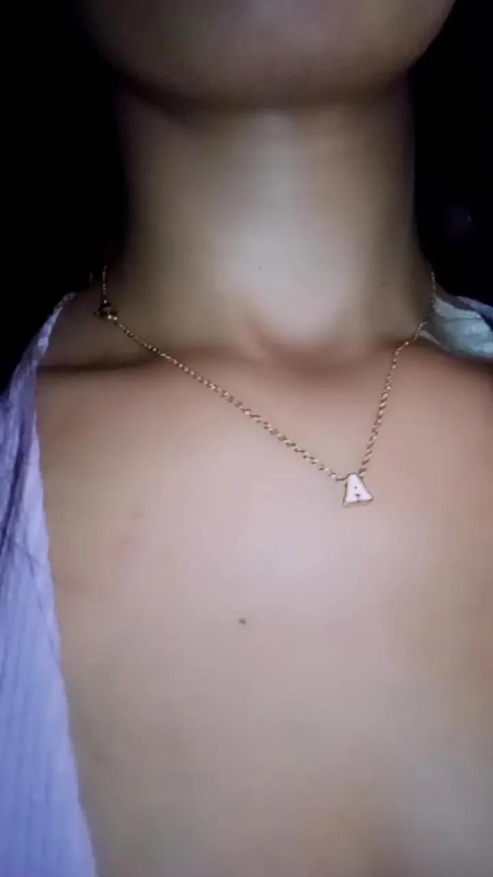 Offline Scarlett_pee on Cam4