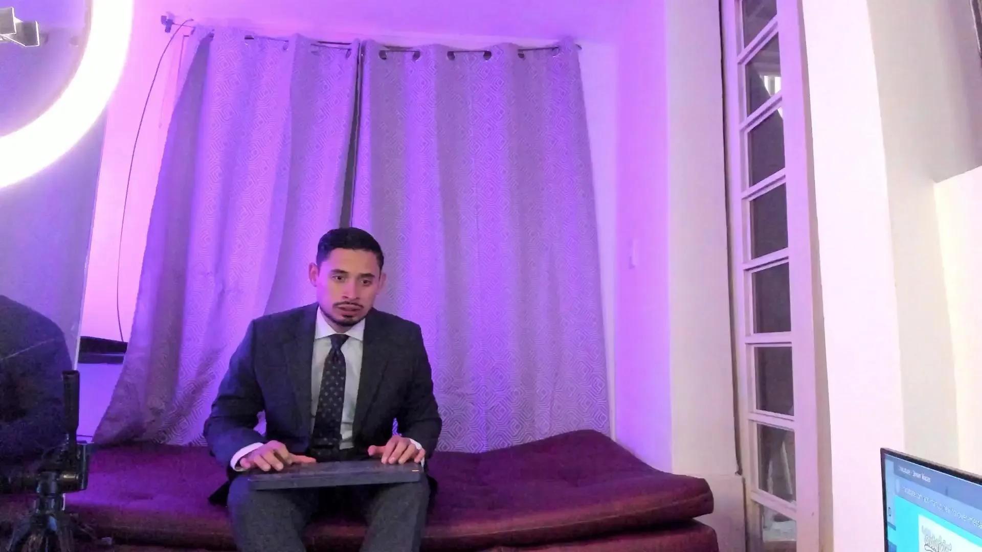 Offline sexlawyers1 on Cam4