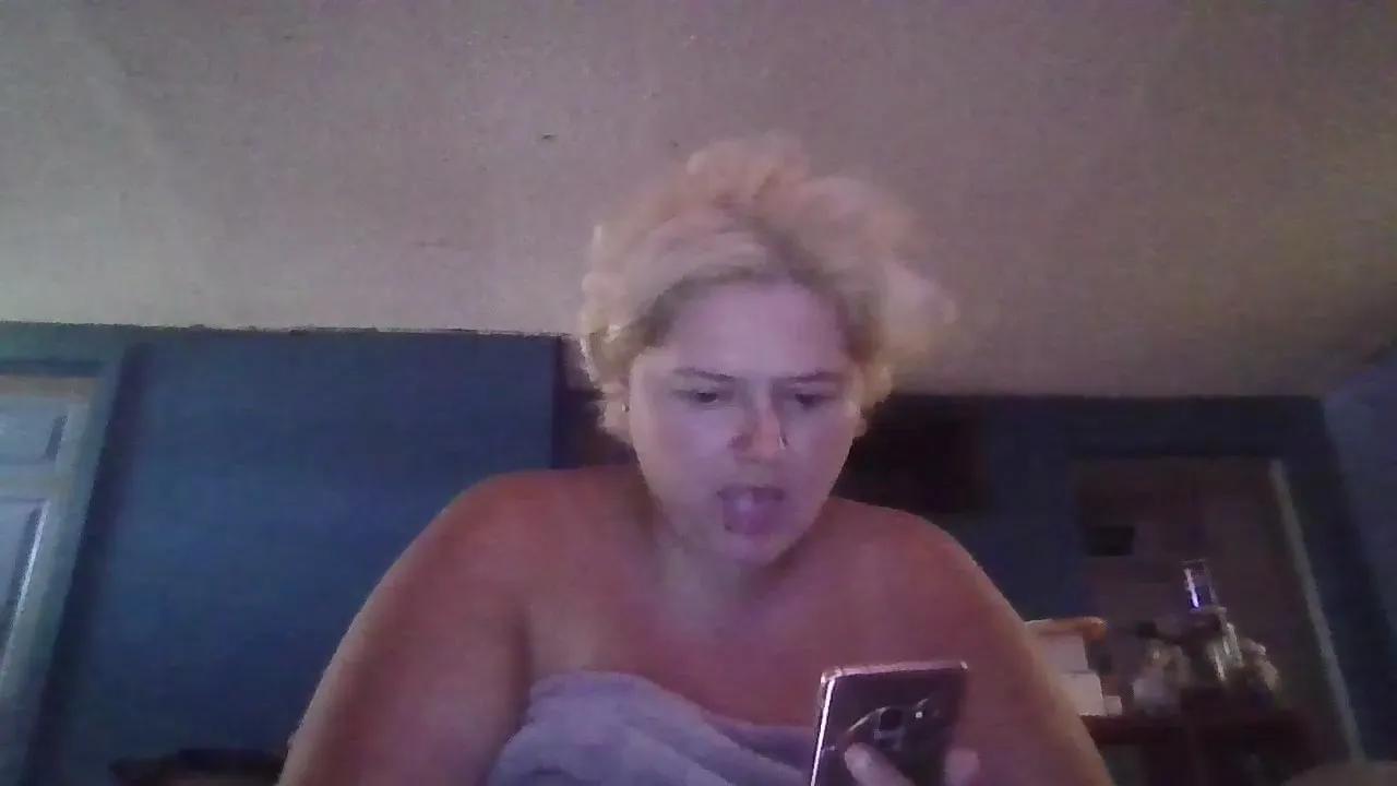 Offline Sexybabygirlluv on Cam4
