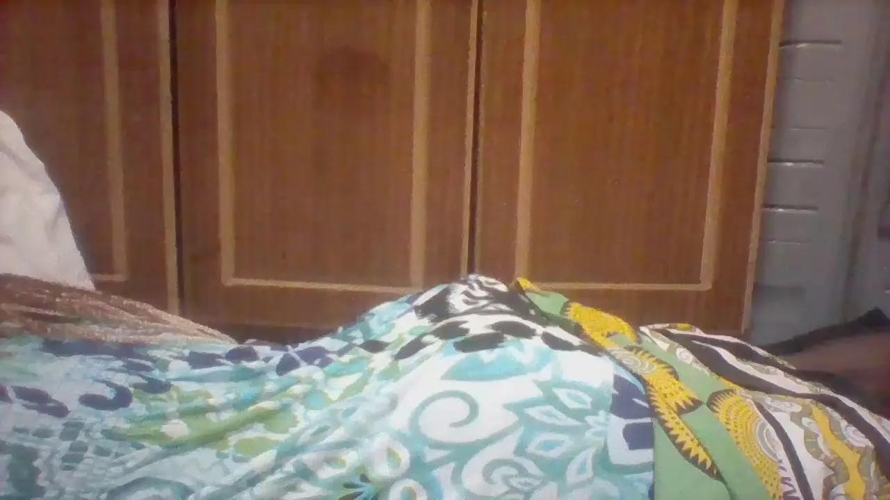 Offline Shania_lover on Cam4