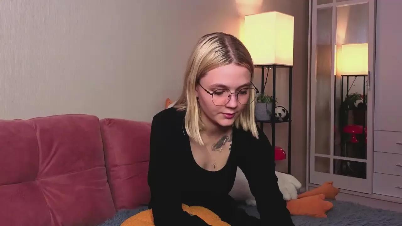 Offline ShantellFore on Cam4