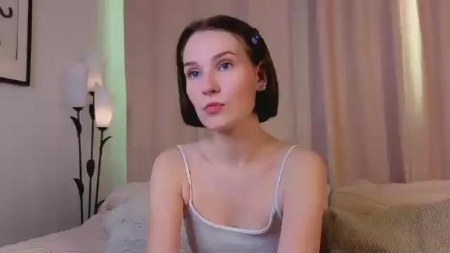 Offline SheenaBrabson on Cam4
