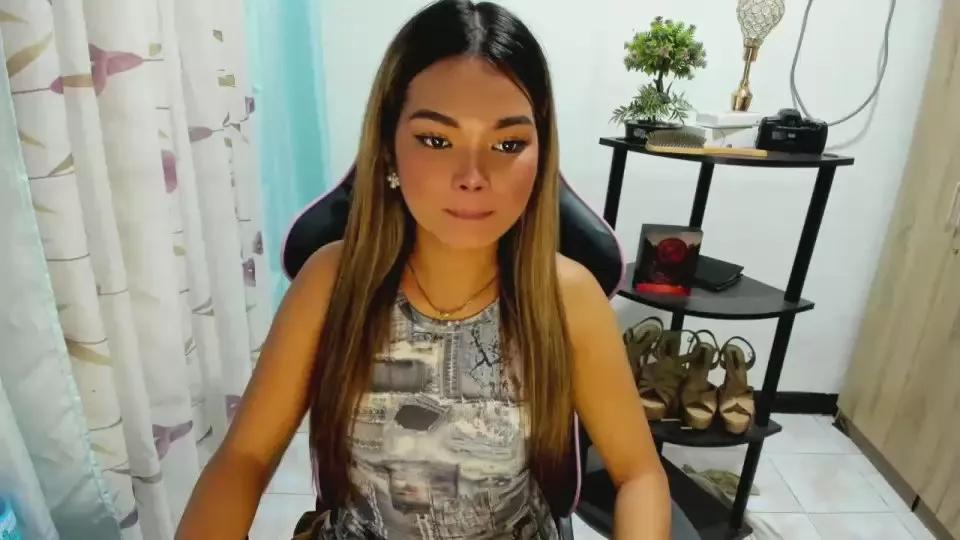 Offline simple_pinayxx3 on Cam4