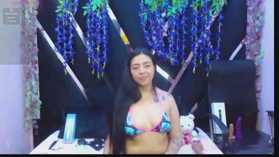 Offline slut_anal_ on Cam4