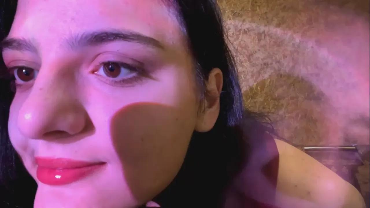 Offline TeenaHulstine on Cam4