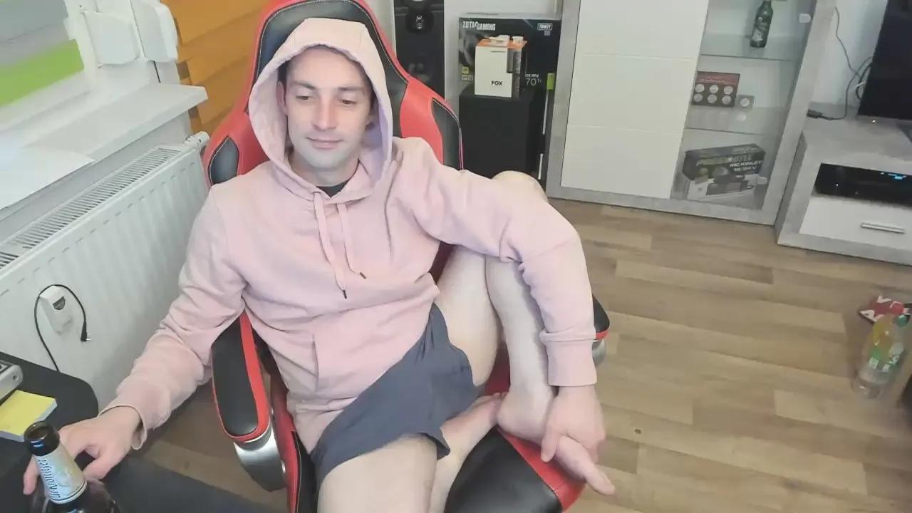 tonibiteen21 on Cam4