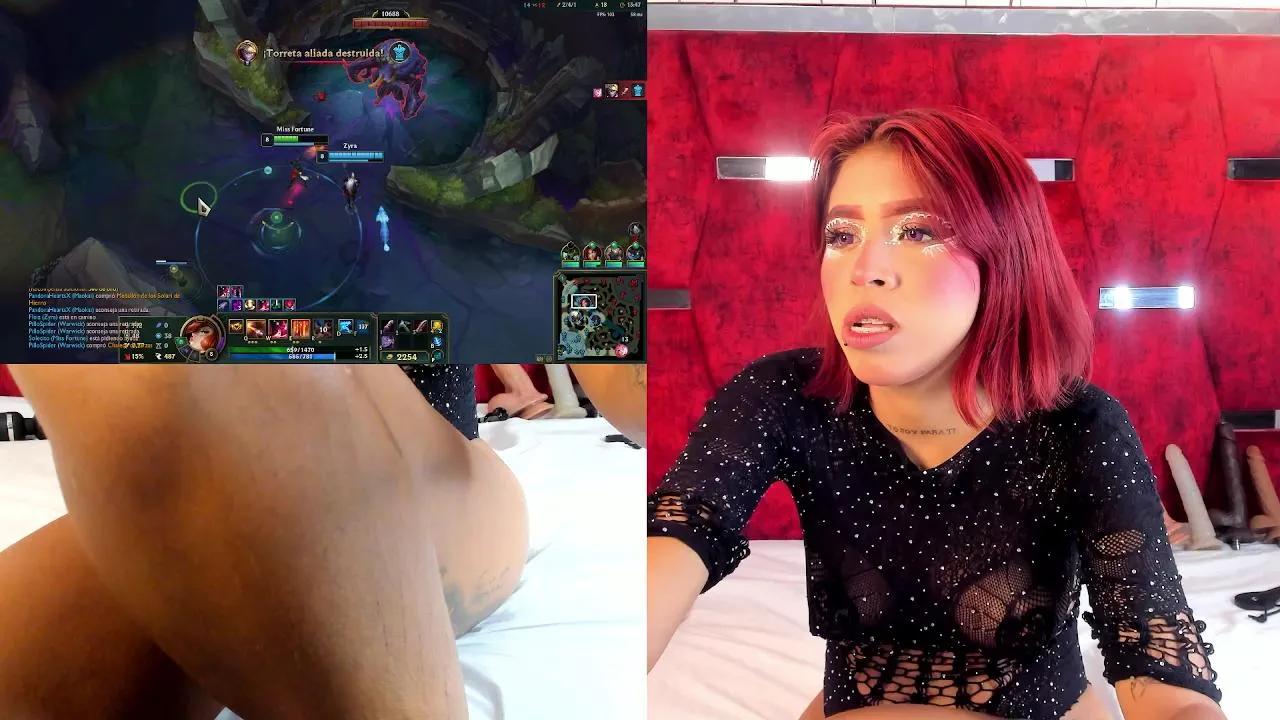 Offline XimenaReid on Cam4