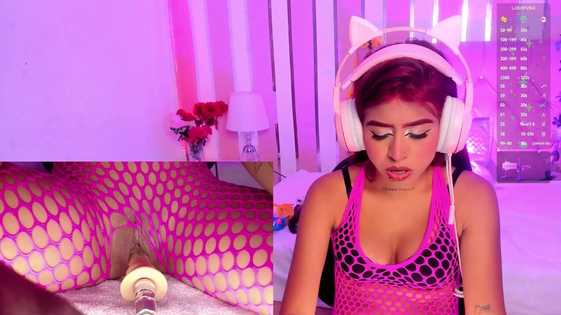 Offline XimenaReid on Cam4