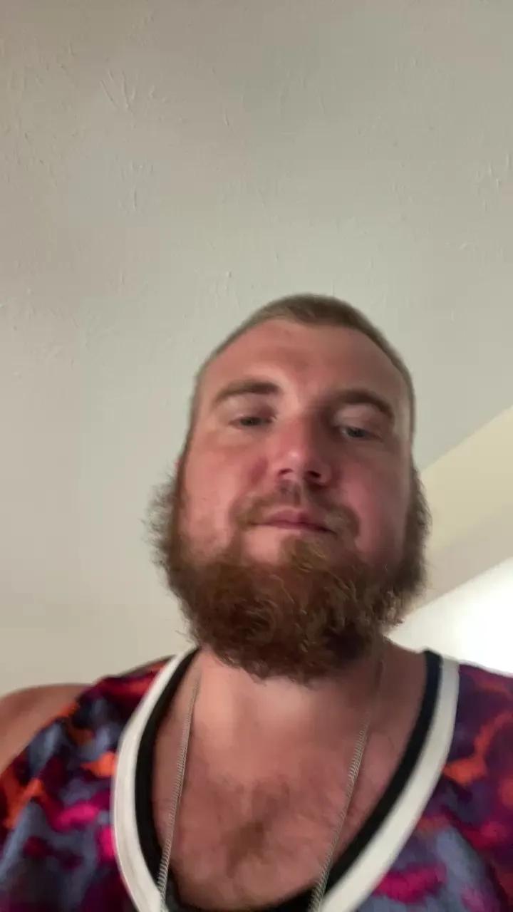 Offline Yearight181 on Cam4