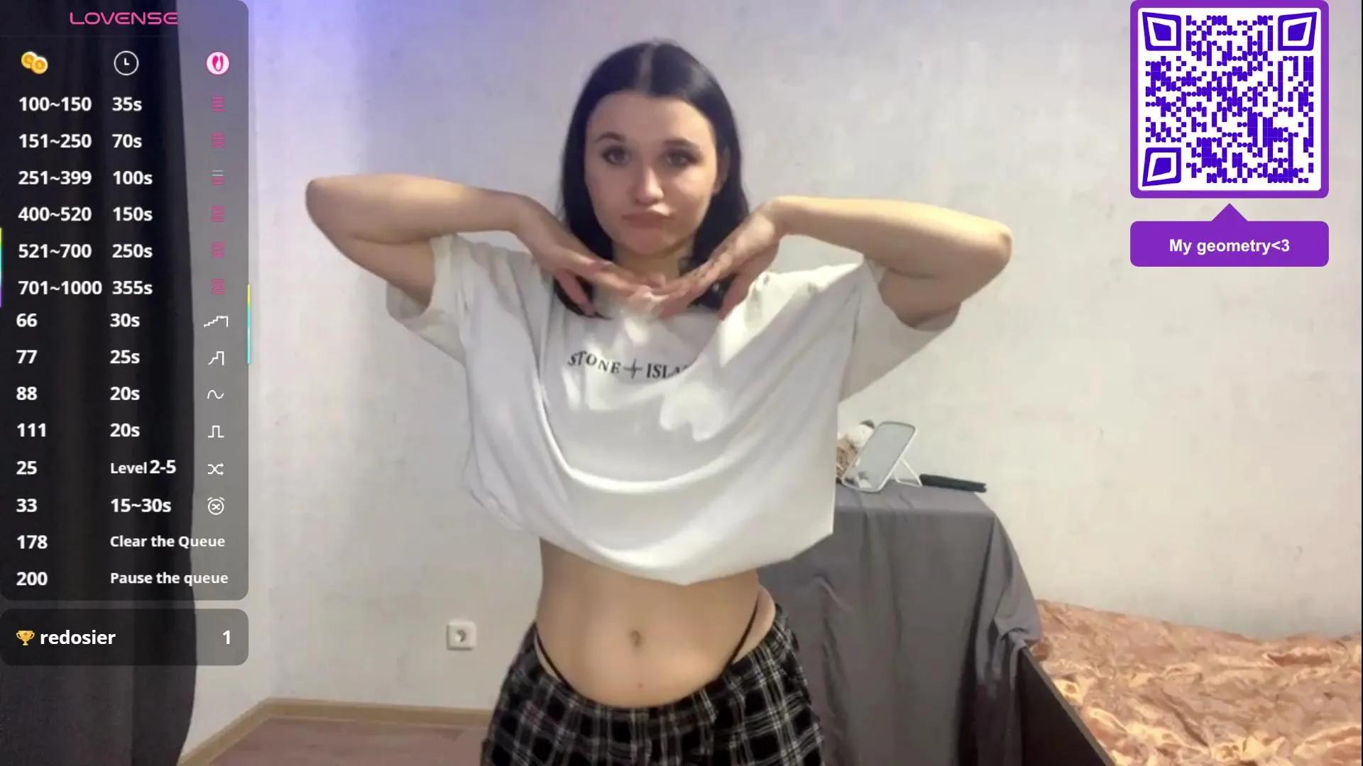 Offline YettaStengel on Cam4