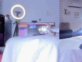 Offline abigail-girl on CamSoda
