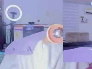 Offline abigail-girl on CamSoda