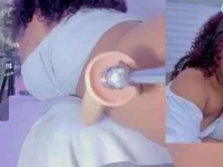 Offline abigail-girl on CamSoda