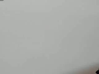 Offline adela26 on CamSoda
