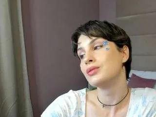 adelineperle on CamSoda