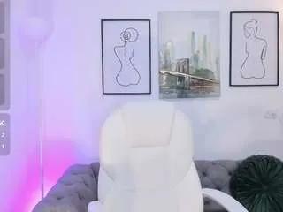 aida-adams on CamSoda 