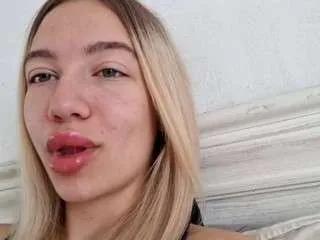 ajawinnike on CamSoda 