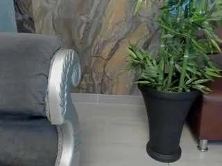 Offline alahia-dangelo on CamSoda