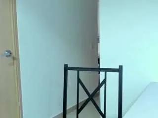 Offline alexyferrer on CamSoda