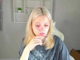 allice-cox on CamSoda