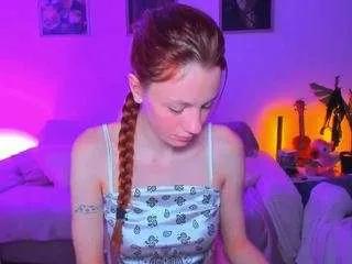 Offline alyssiawonder on CamSoda