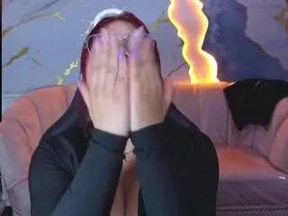 ambar72-b on CamSoda 