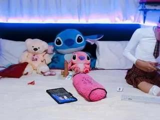 anaisvelvet2025 on CamSoda 