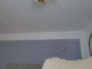 anna-lewis on CamSoda