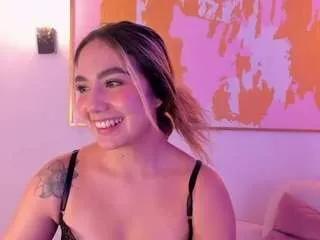 anniemonroe1 on CamSoda