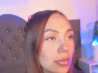 Freechat arianne-ferrer on CamSoda