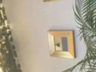 assiia on CamSoda