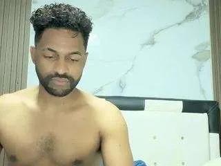 bbcblackhot33 on CamSoda 