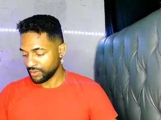 bbcblackhot33 on CamSoda 