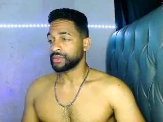 bbcblackhot33 on CamSoda 