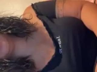 Offline beautylovess on CamSoda