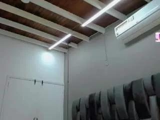 biig-candy on CamSoda 