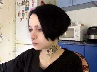 Freechat blondellroundtree on CamSoda