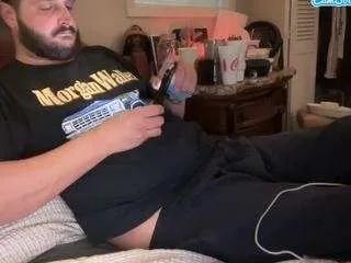 brybadarmy on CamSoda 