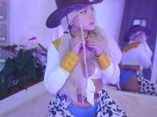 Freechat cheerrybomb on CamSoda