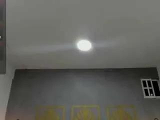 Offline coral-15 on CamSoda
