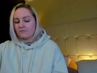 Offline debbie-taylor on CamSoda