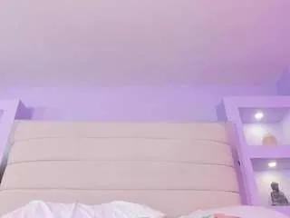 elizabeth-bree on CamSoda