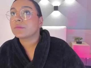 ella-montoya on CamSoda