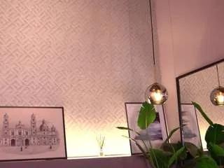 ellediane on CamSoda 
